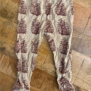 Kate Quinn Cream and Brown Leaf Pattern Leggings